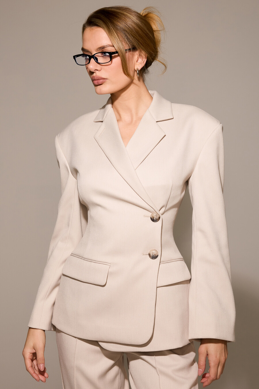 beige timglaskavaj