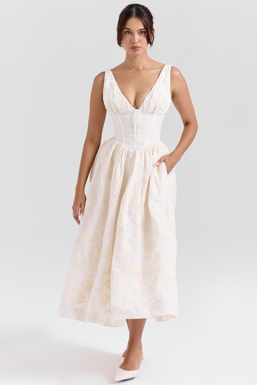 vintage elfenbensvit blommig broderad korsettklänning