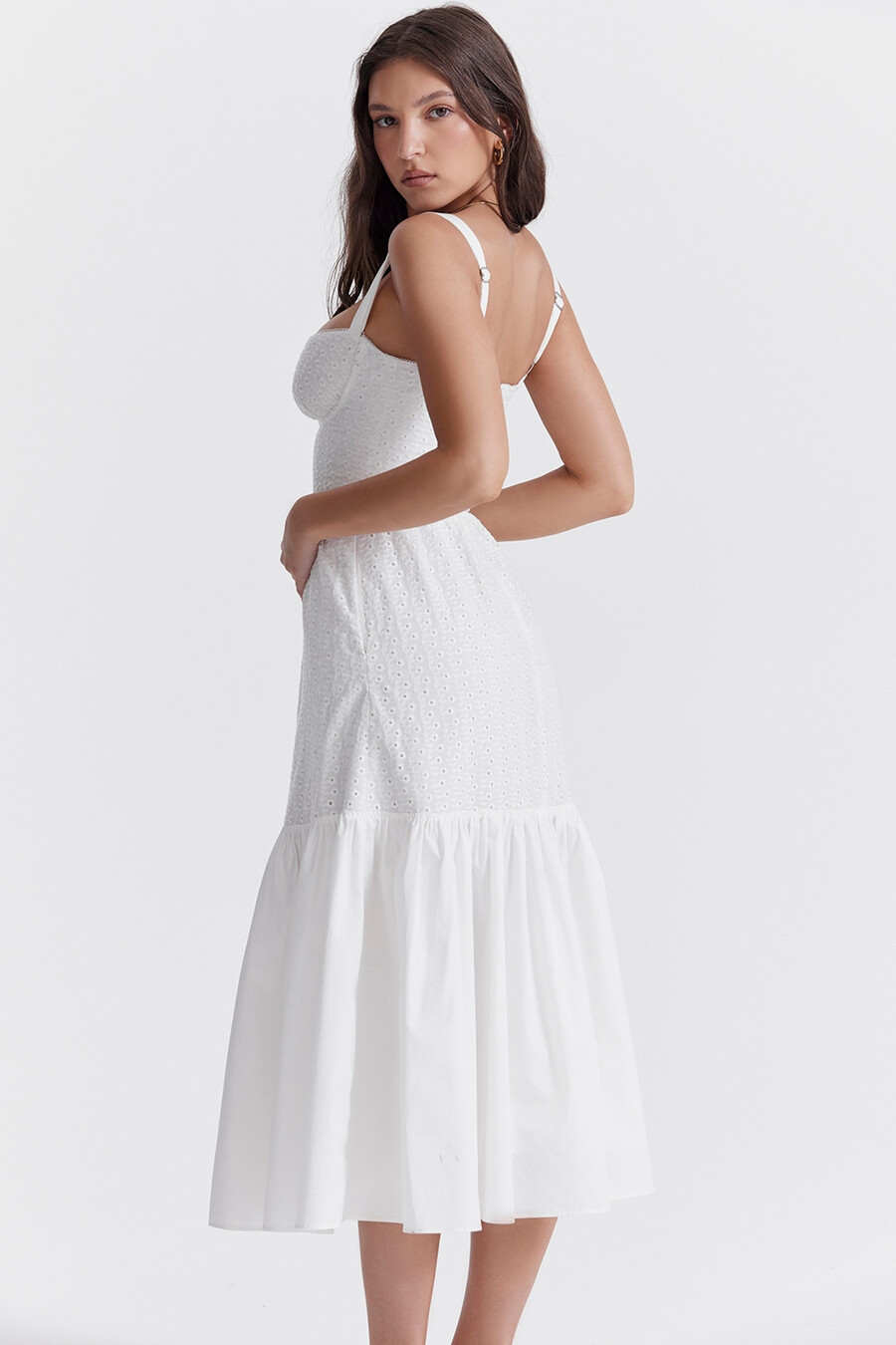vit broderie anglaise midi solklänning