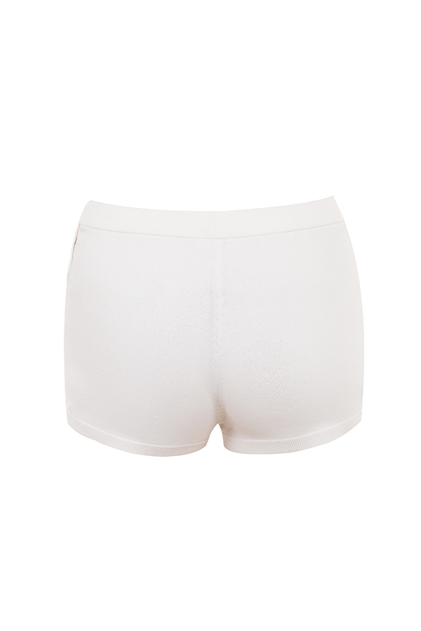 vita sommarstickade hotpants