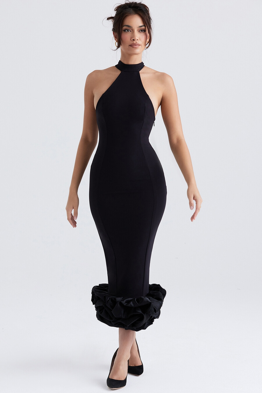 svart peplum midiklänning