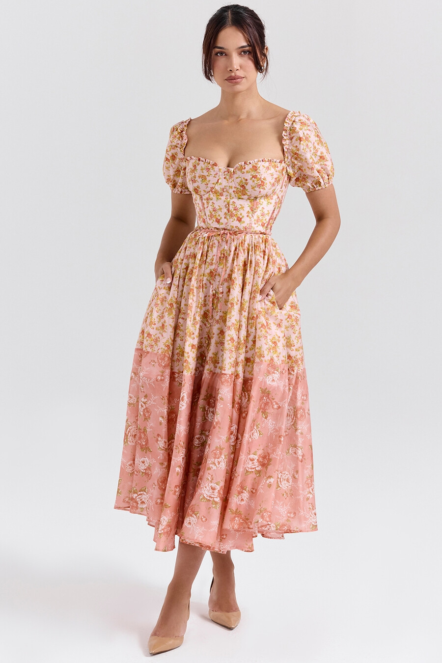 peach poppy print midiklänning med puffärm