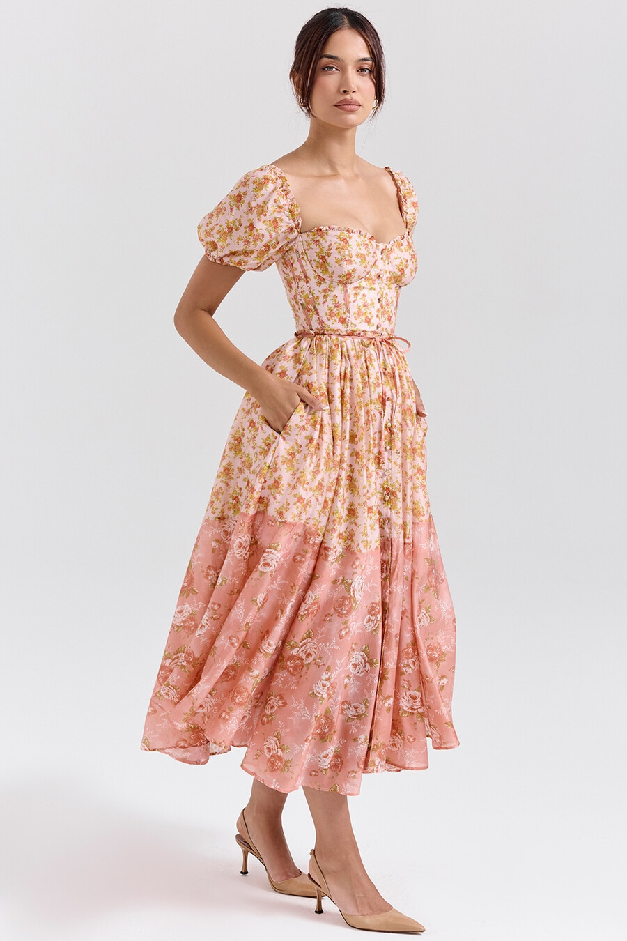 peach poppy print midiklänning med puffärm
