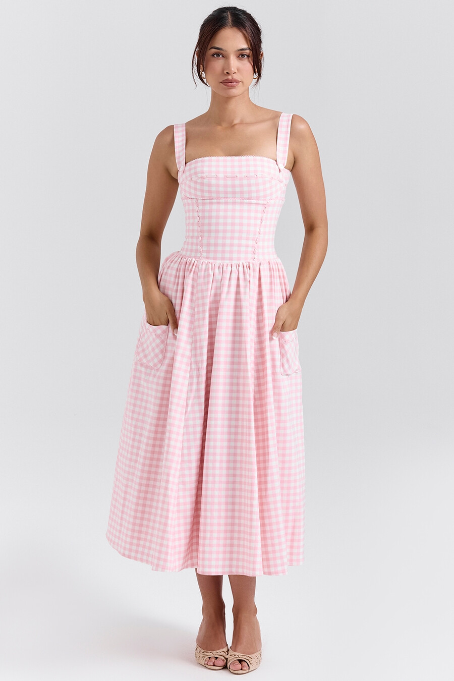 jordgubbs-shortcake gingham midi-sommarklänning