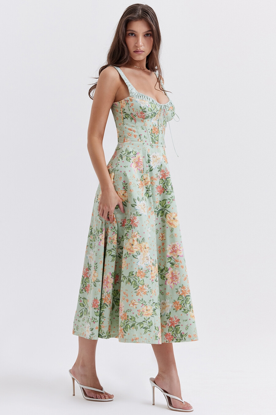 ljus jadefärgad bustier-sommarklänning