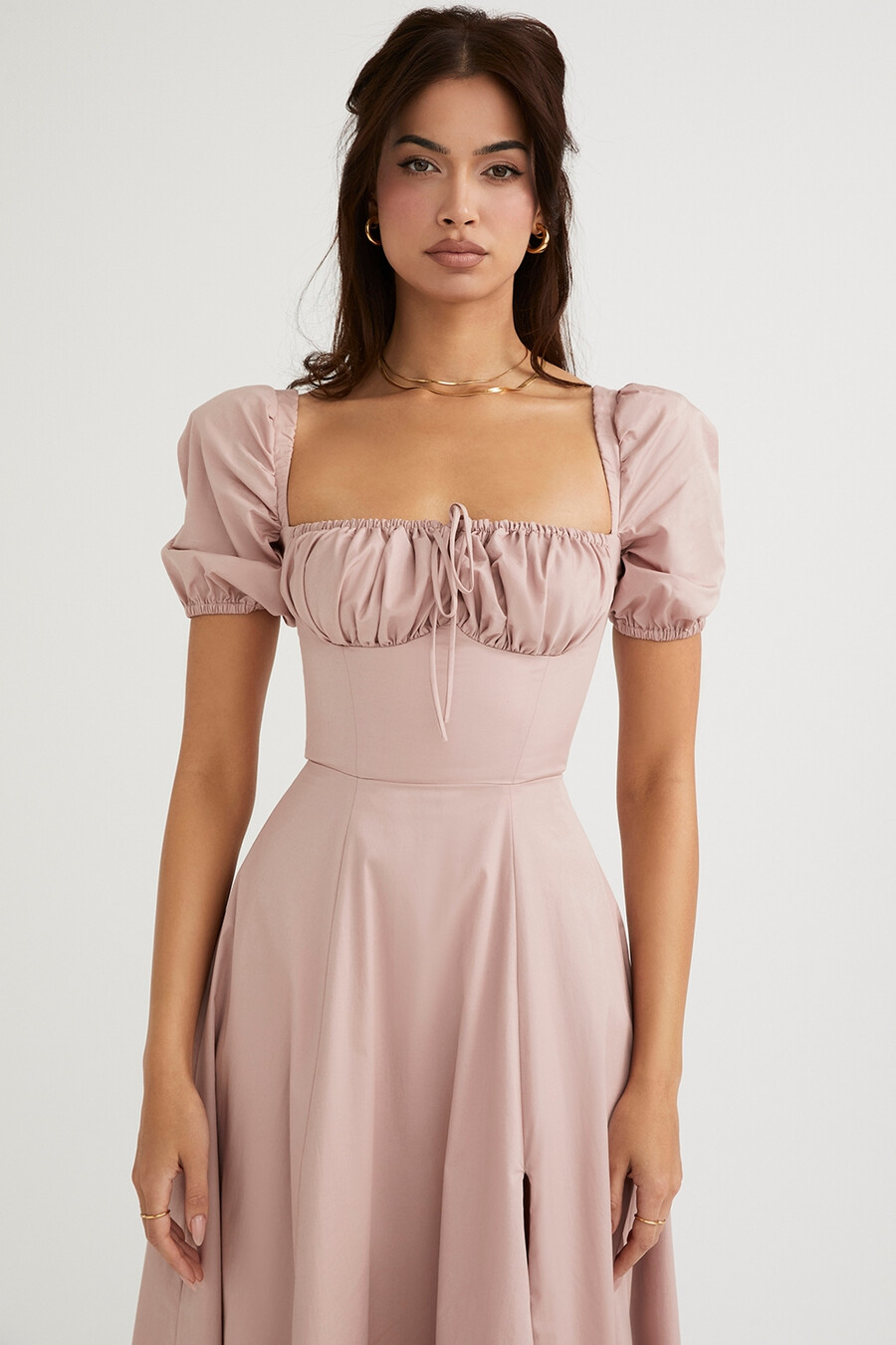 blush puffärmad midiklänning