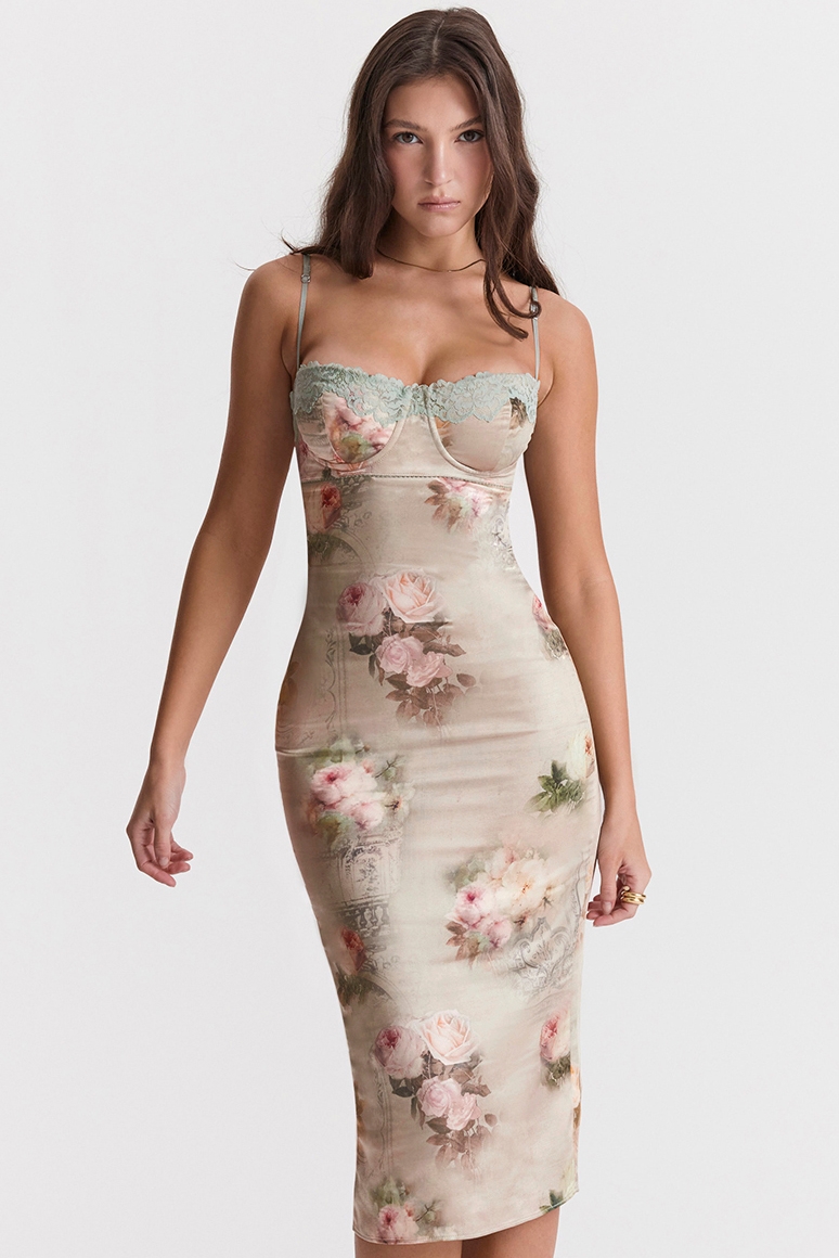 midiklänning med vintagemönster och blommönster