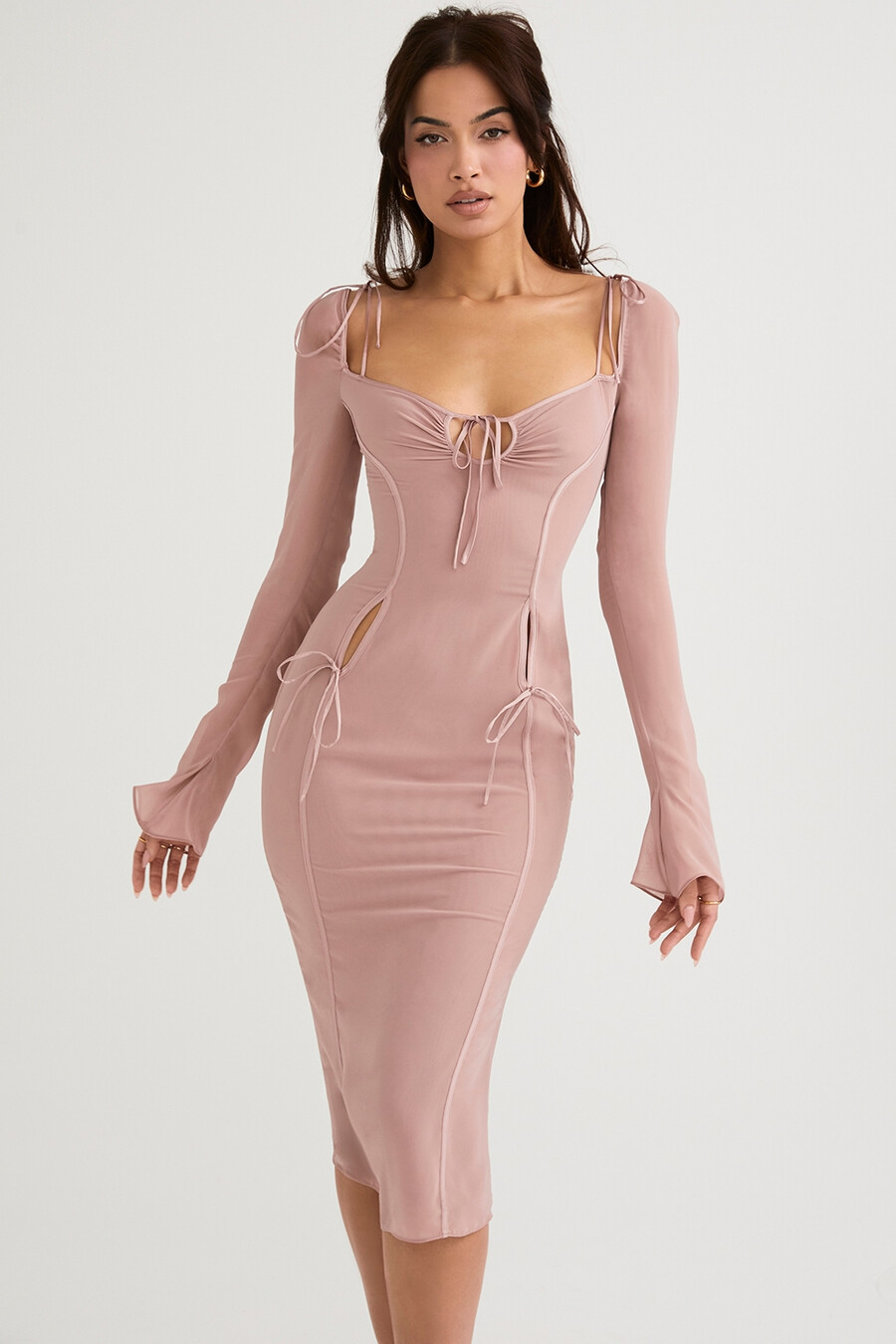 blush cutout midiklänning