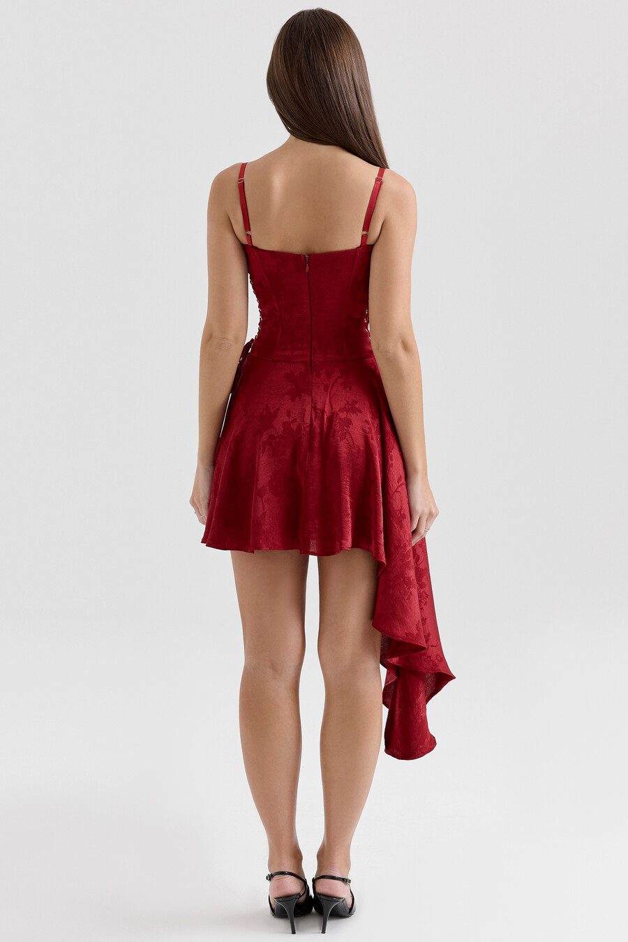 vinröd jacquard satin draperad miniklänning