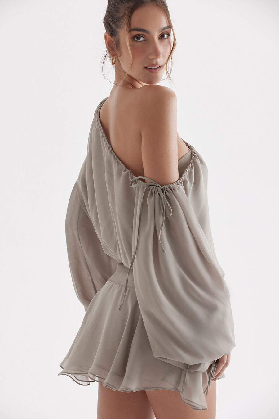 askgrön off shoulder-klänning