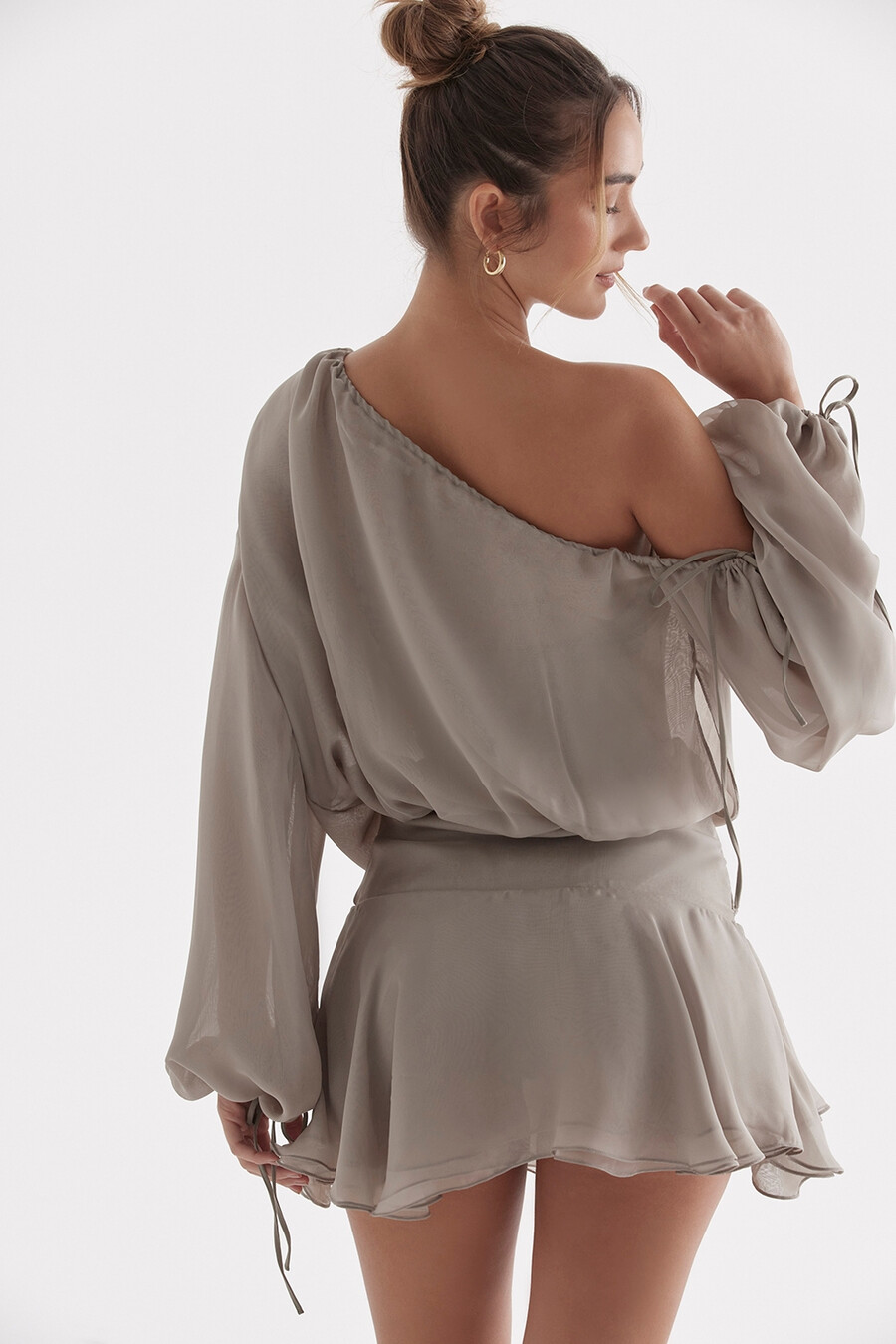 askgrön off shoulder-klänning