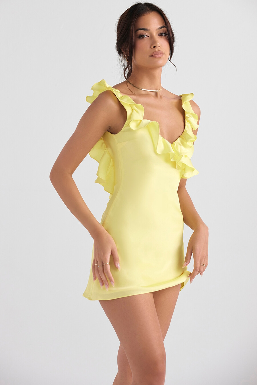 buttercup satin volang miniklänning