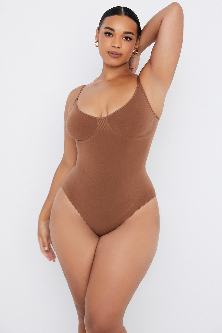 skulpterande hel brief bodysuit mocha