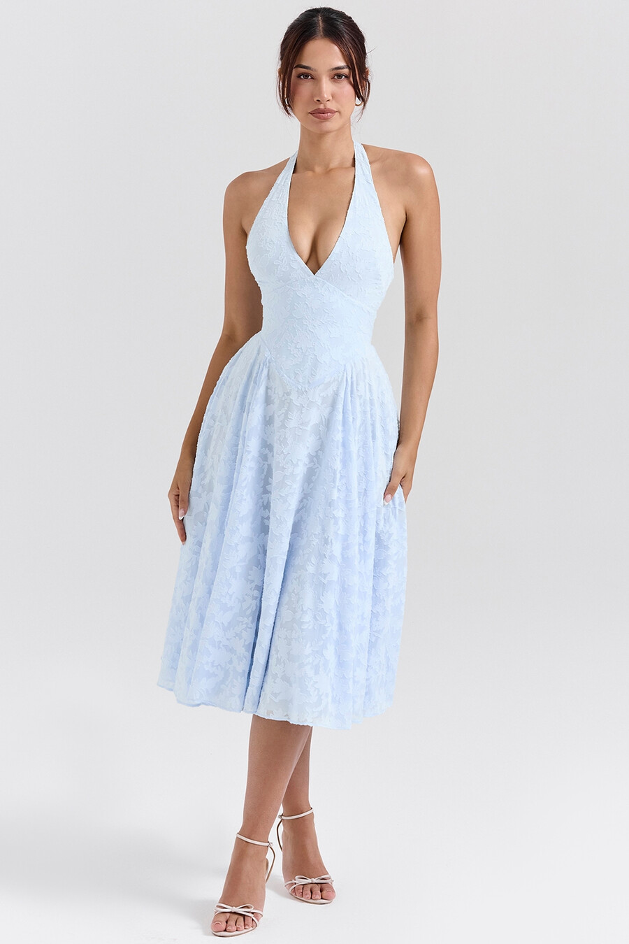 bluebell blommig jacquard halter midiklänning