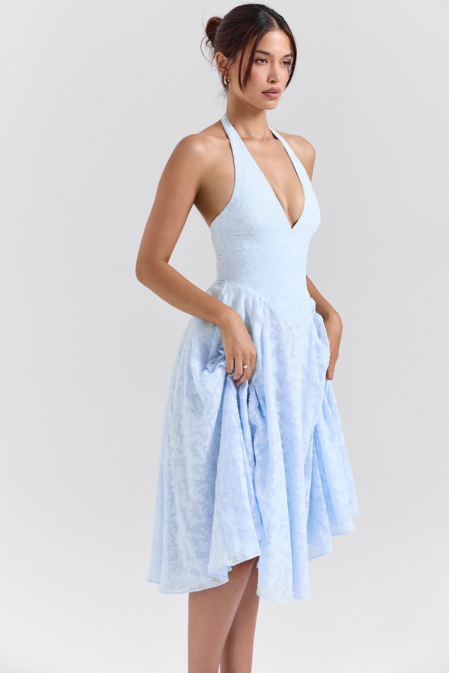 bluebell blommig jacquard halter midiklänning