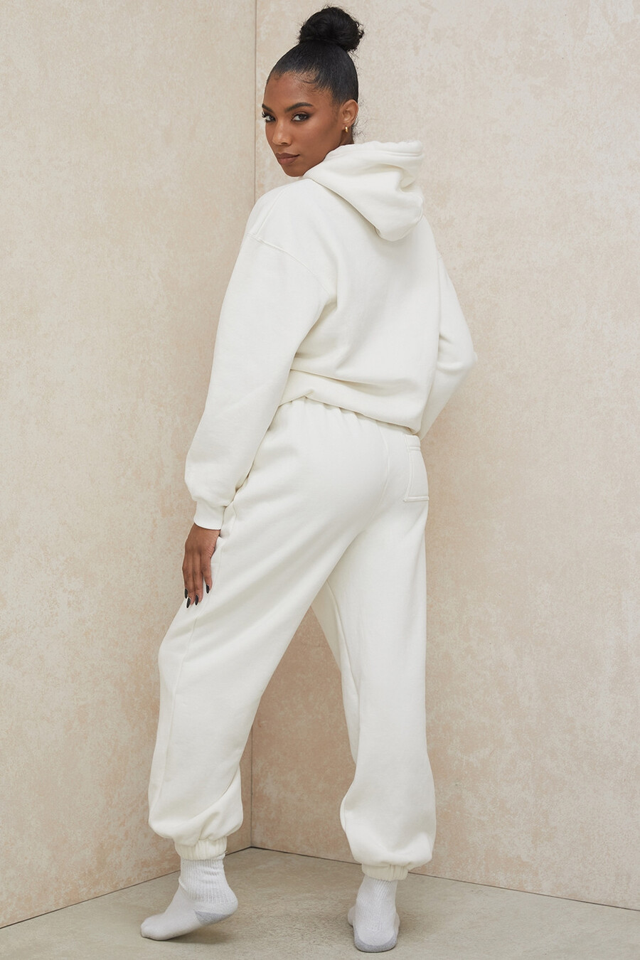off white fleece joggingbyxor med rygg