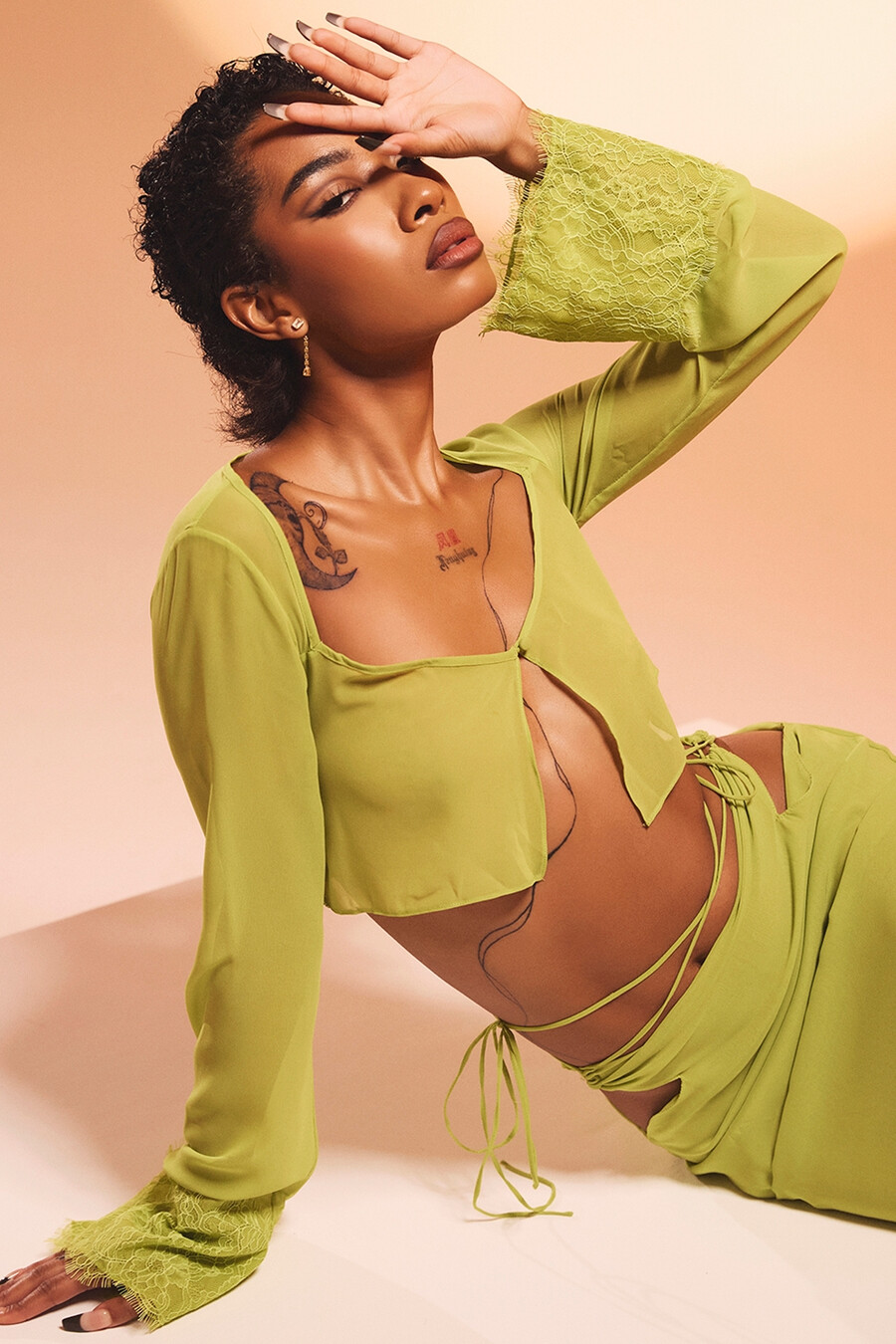 limegrön georgette cropped topp