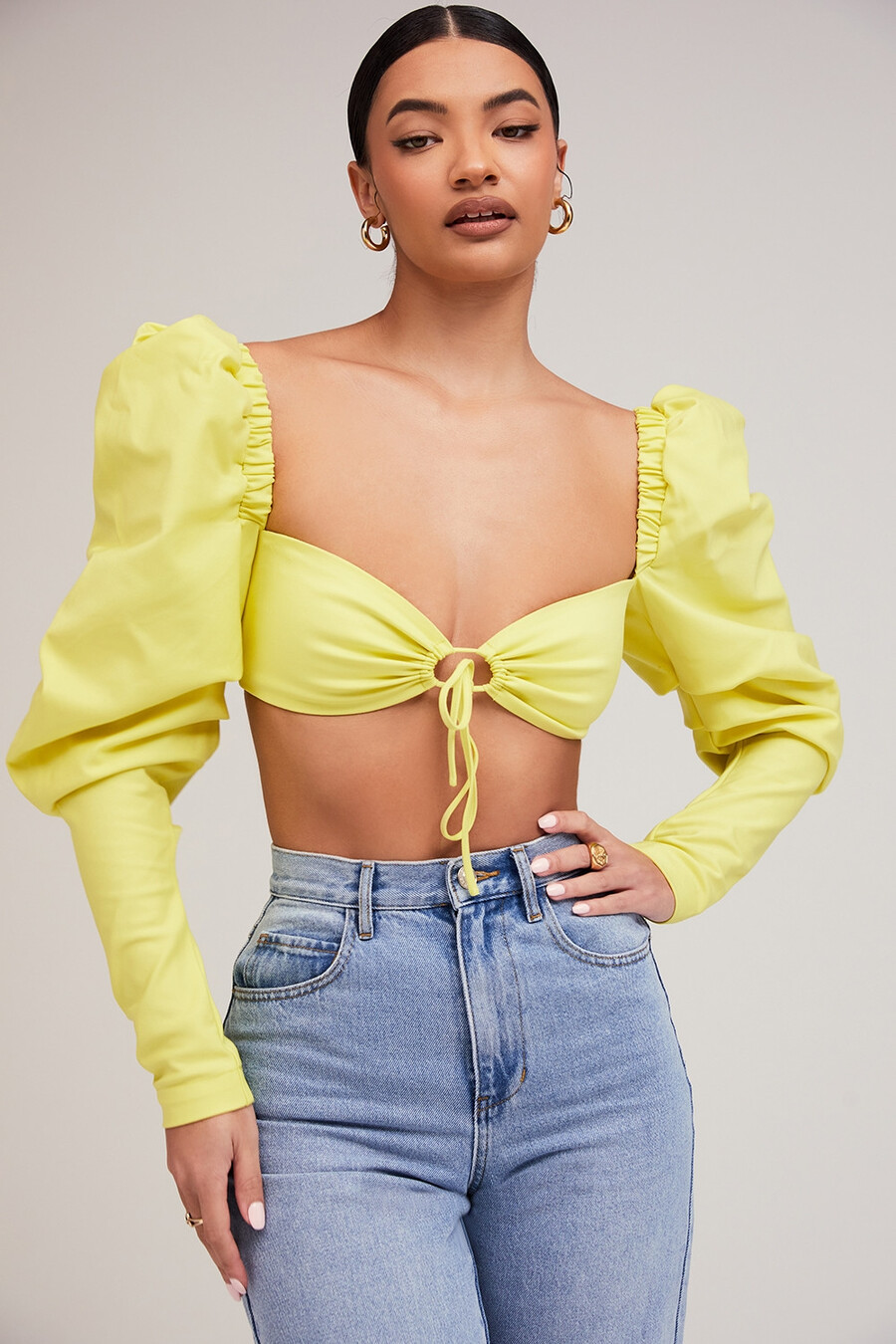 mistress rocks – citronfärgad puffärm – croppad topp