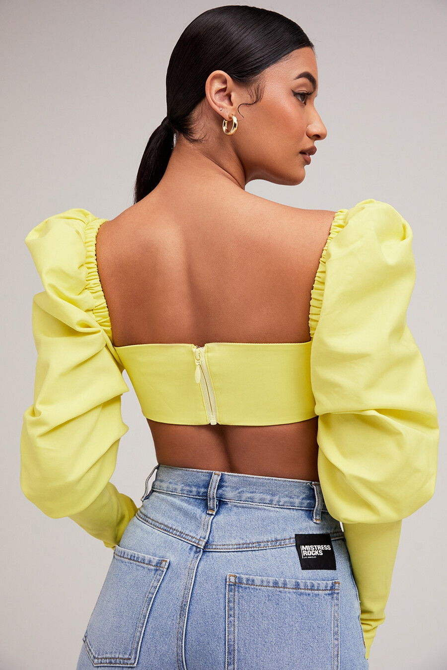 mistress rocks – citronfärgad puffärm – croppad topp